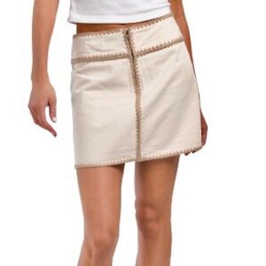 Blanc NYC denim mini skirt ivory off white, tan stitching & zipper front size 29